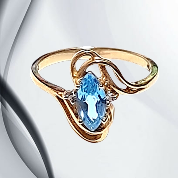 Jewelry - Solid 14k Gold Ring with Blue Topaz Gemstone. Size 6